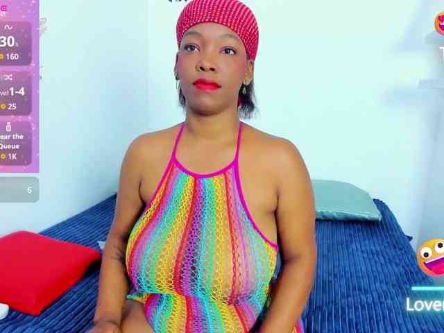 ValkiriaContee webcam