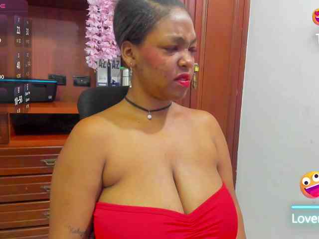 ValkiriaContee webcam