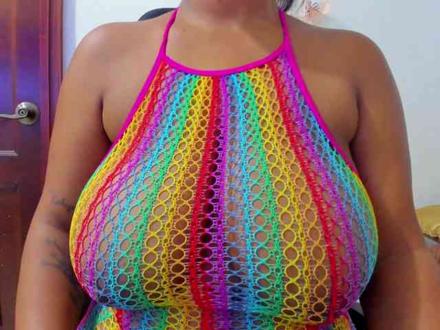 ValkiriaContee webcam