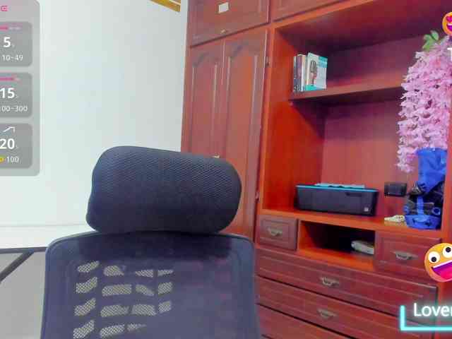 ValkiriaContee webcam