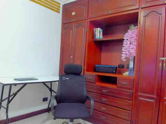 ValkiriaContee webcam