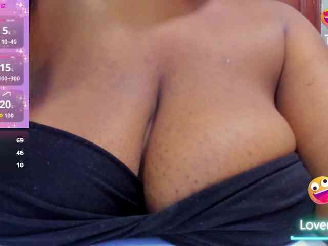 ValkiriaContee webcam