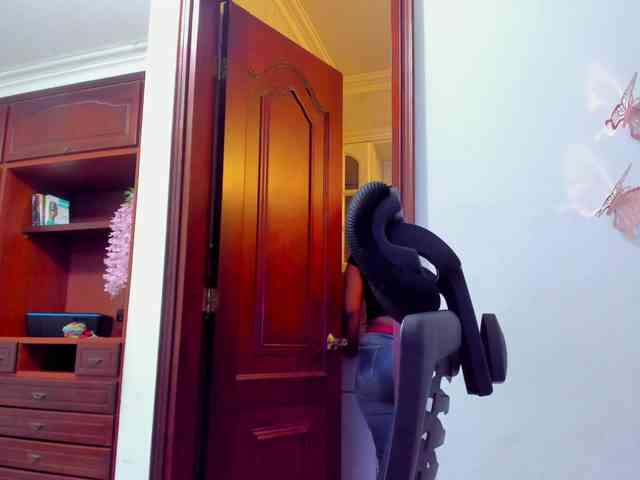 ValkiriaContee webcam