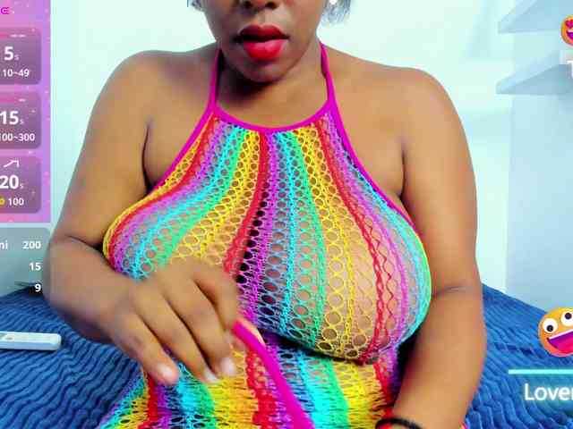 ValkiriaContee webcam