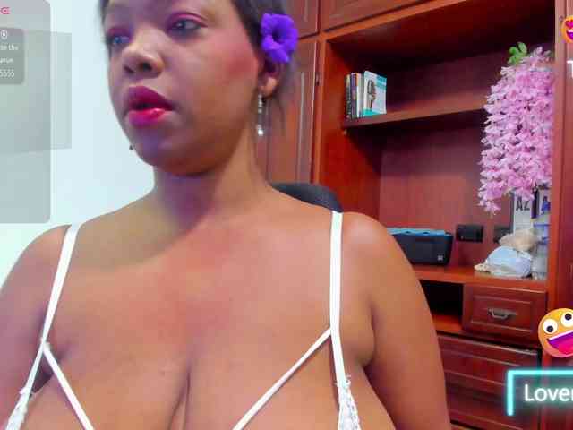 ValkiriaContee webcam