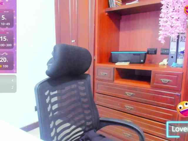 ValkiriaContee webcam