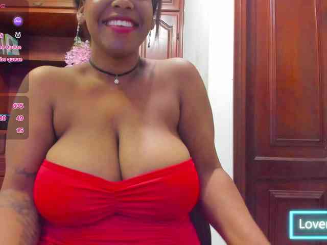 ValkiriaContee webcam