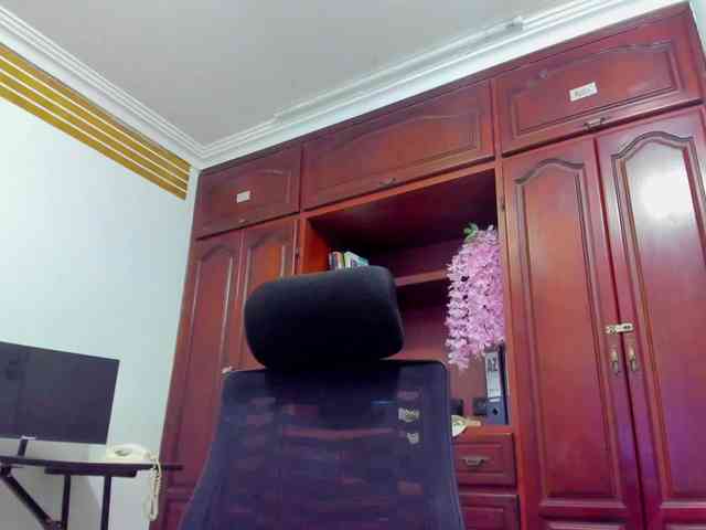 ValkiriaContee webcam