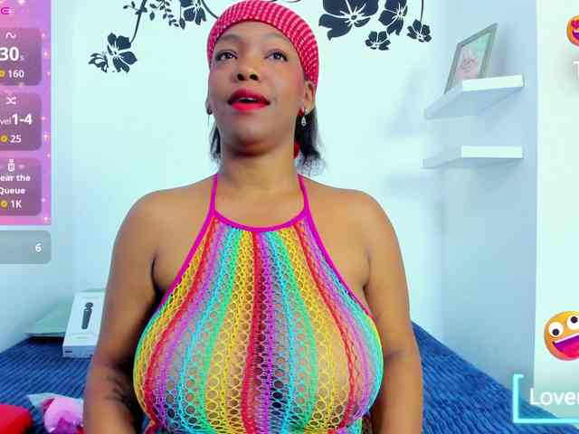 ValkiriaContee webcam