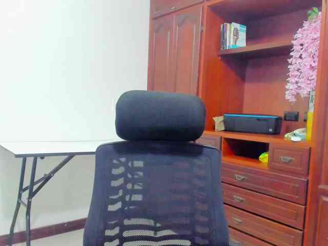 ValkiriaContee webcam