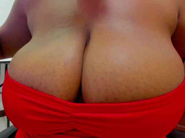 ValkiriaContee webcam