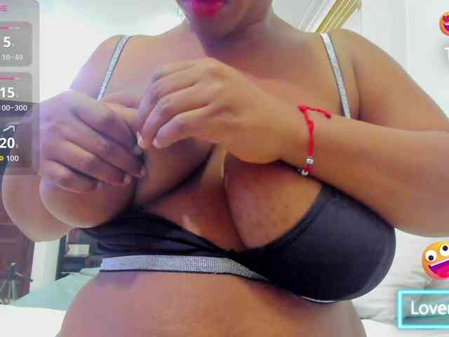 ValkiriaContee webcam