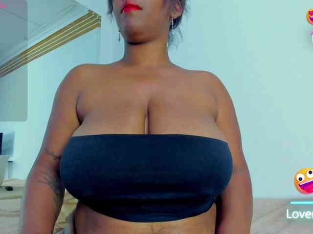 ValkiriaContee webcam