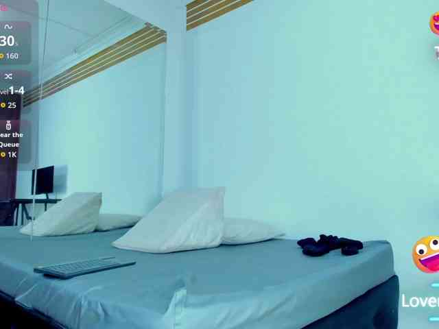 ValkiriaContee webcam