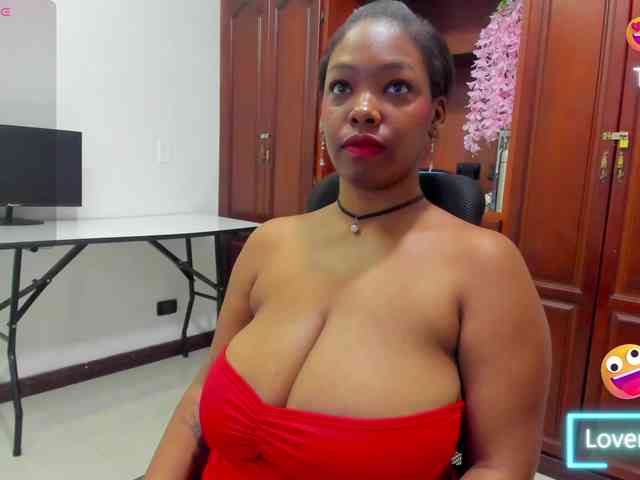 ValkiriaContee webcam