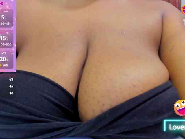 ValkiriaContee webcam