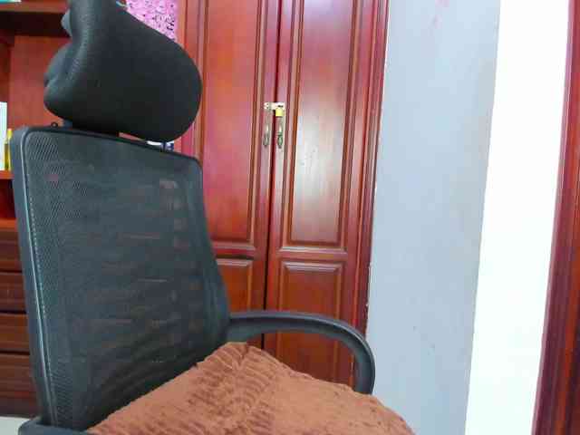 ValkiriaContee webcam