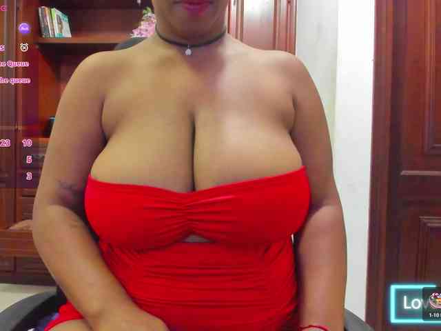 ValkiriaContee webcam