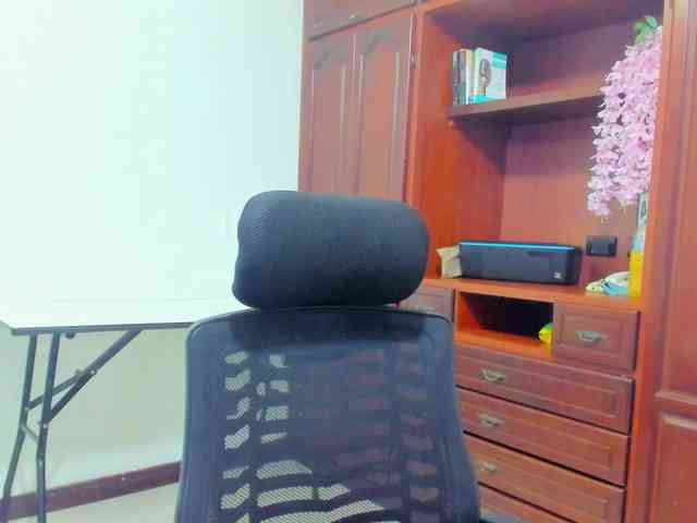 ValkiriaContee webcam