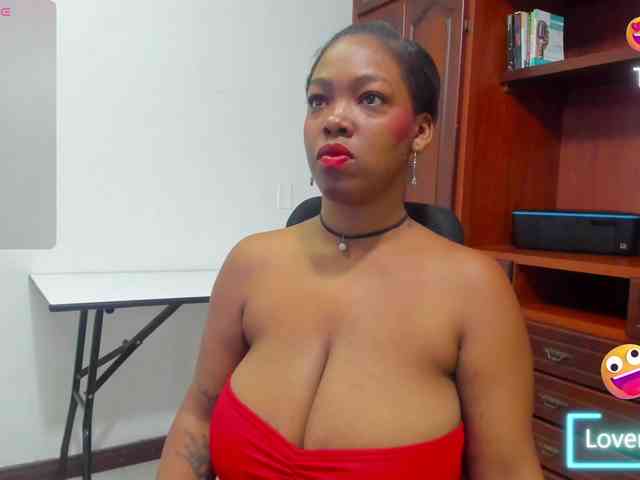 ValkiriaContee webcam