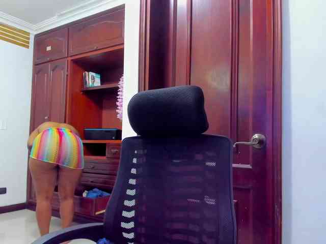 ValkiriaContee webcam