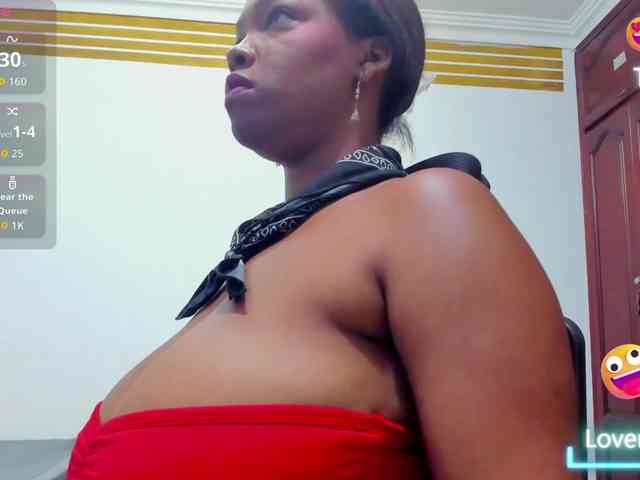 ValkiriaContee webcam