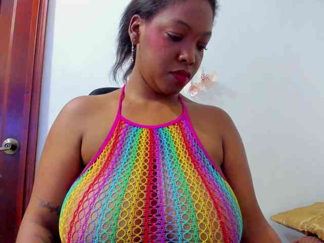 ValkiriaContee webcam