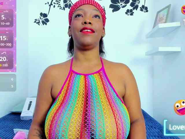 ValkiriaContee webcam