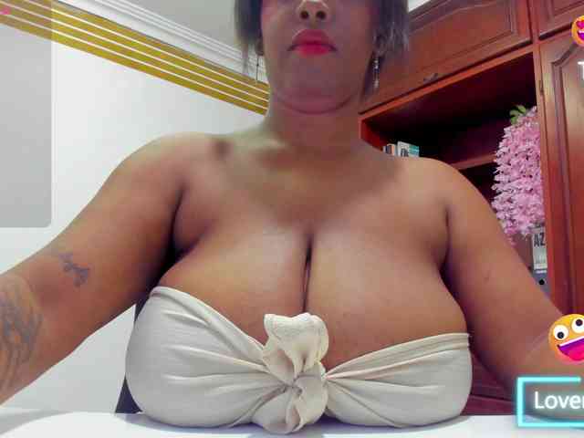 ValkiriaContee webcam