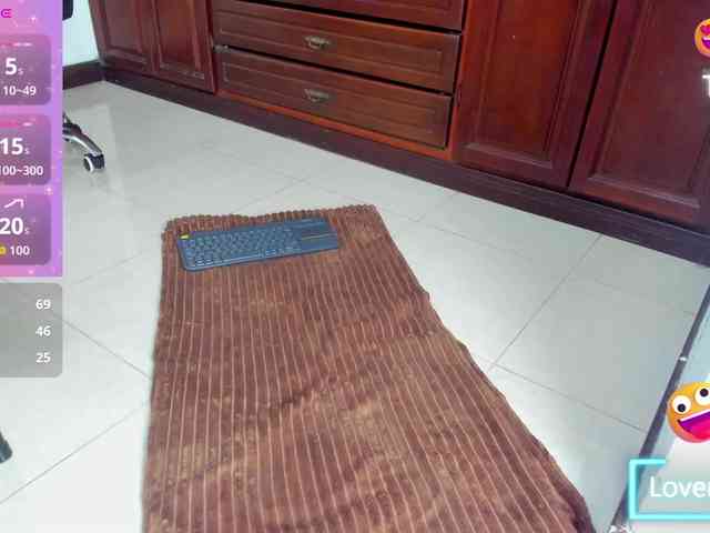 ValkiriaContee webcam