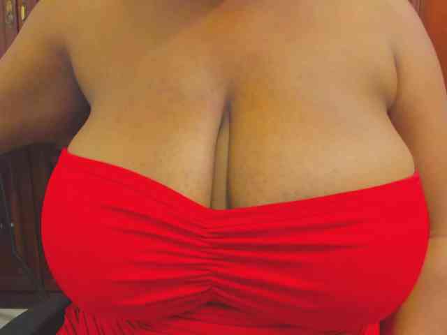 ValkiriaContee webcam