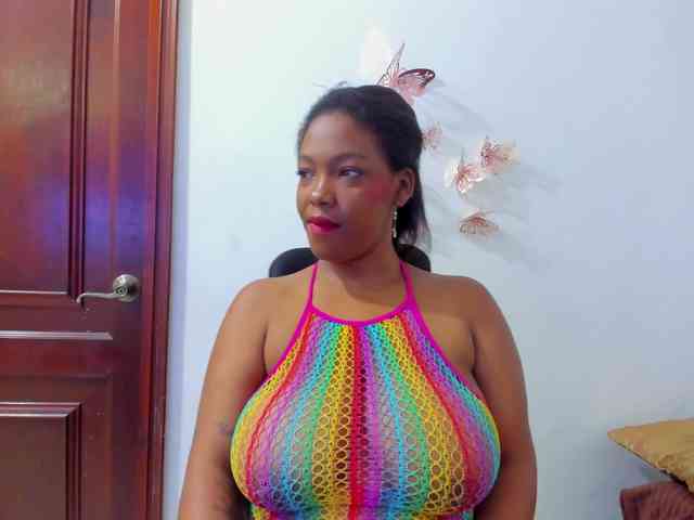 ValkiriaContee webcam