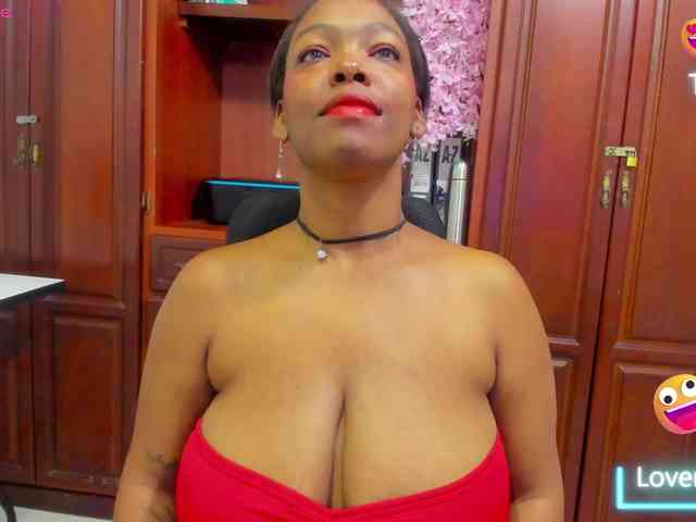 ValkiriaContee webcam