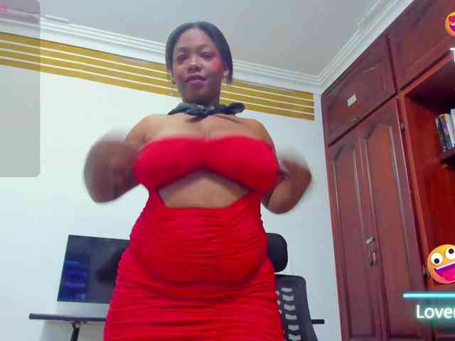 ValkiriaContee webcam