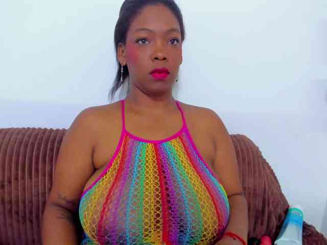 ValkiriaContee webcam