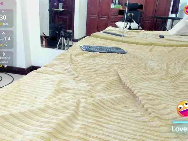 ValkiriaContee webcam