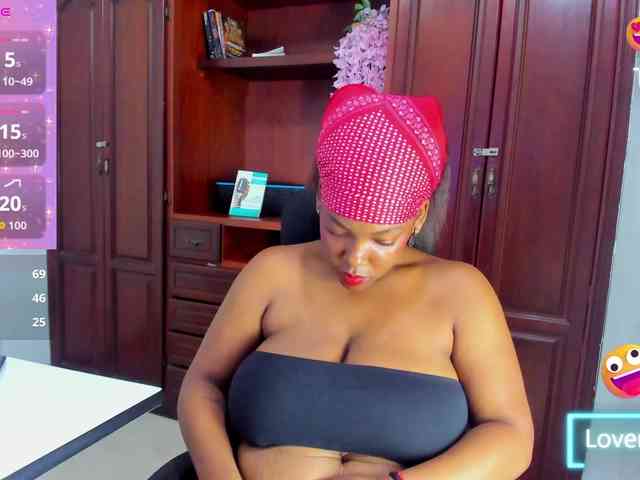 ValkiriaContee webcam