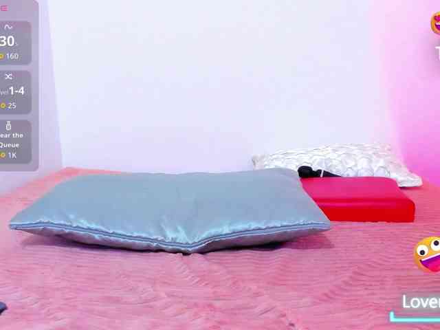 ValkiriaContee webcam