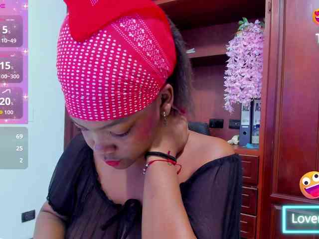 ValkiriaContee webcam