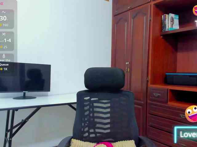 ValkiriaContee webcam