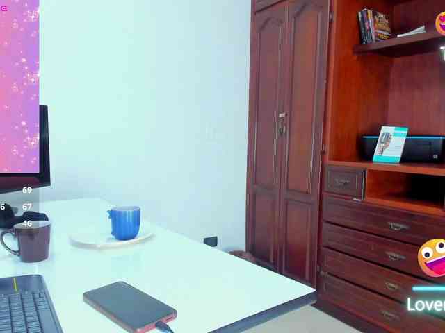 ValkiriaContee webcam