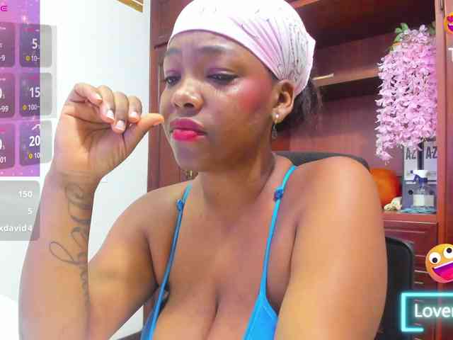 ValkiriaContee webcam