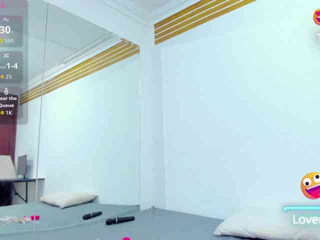 ValkiriaContee webcam