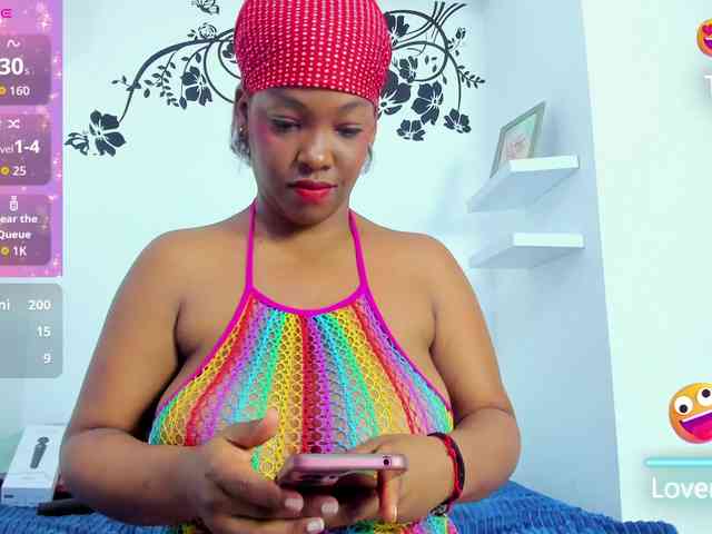 ValkiriaContee webcam