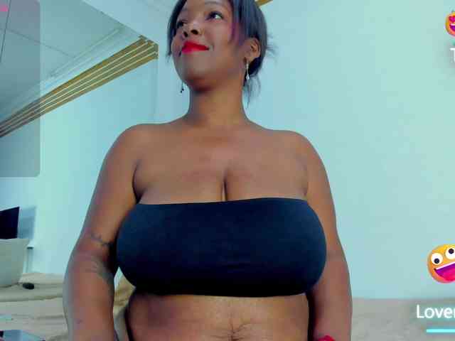 ValkiriaContee webcam