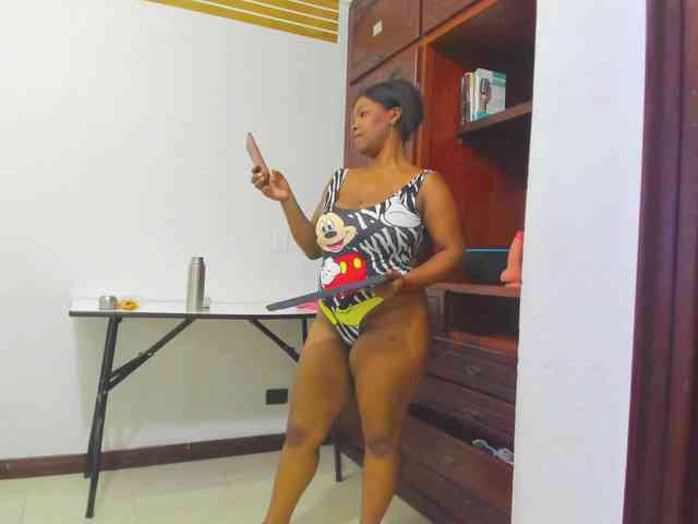 ValkiriaContee webcam