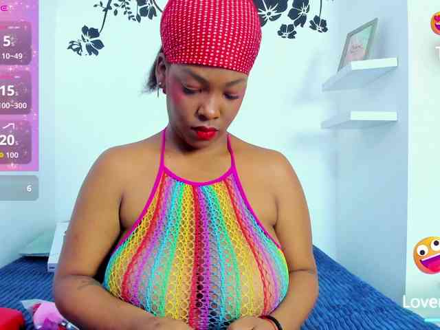 ValkiriaContee webcam