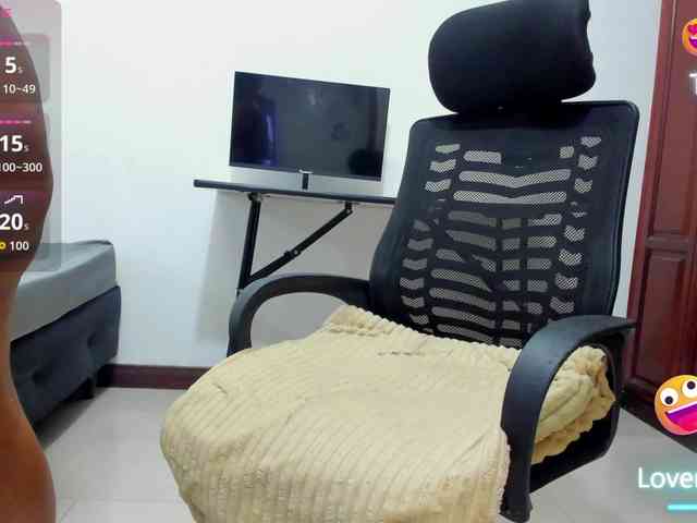 ValkiriaContee webcam