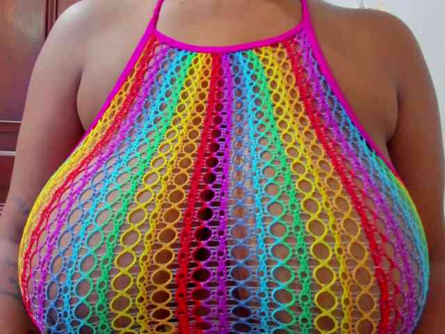 ValkiriaContee webcam