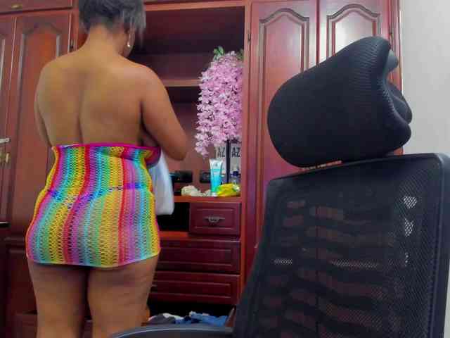 ValkiriaContee webcam